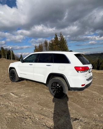 Jeep Grand Cherokee cena 82500 przebieg: 119000, rok produkcji 2016 z Niepołomice małe 46